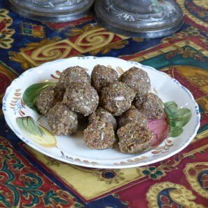 Pinni Laddoo balls