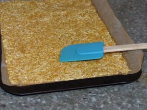 Cauliflower turmeric linseed bread