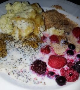 Gluten-free, oat-free, linseed, flax healthy Bircher muesli