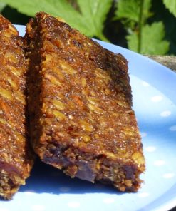 Carrot cake sugar-free flapjack cake.