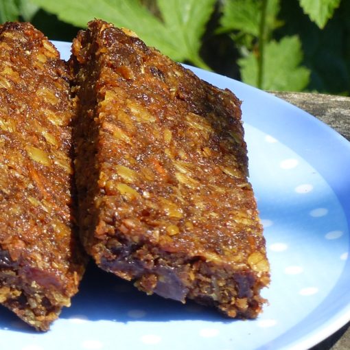 Carrot cake sugar-free flapjack cake.